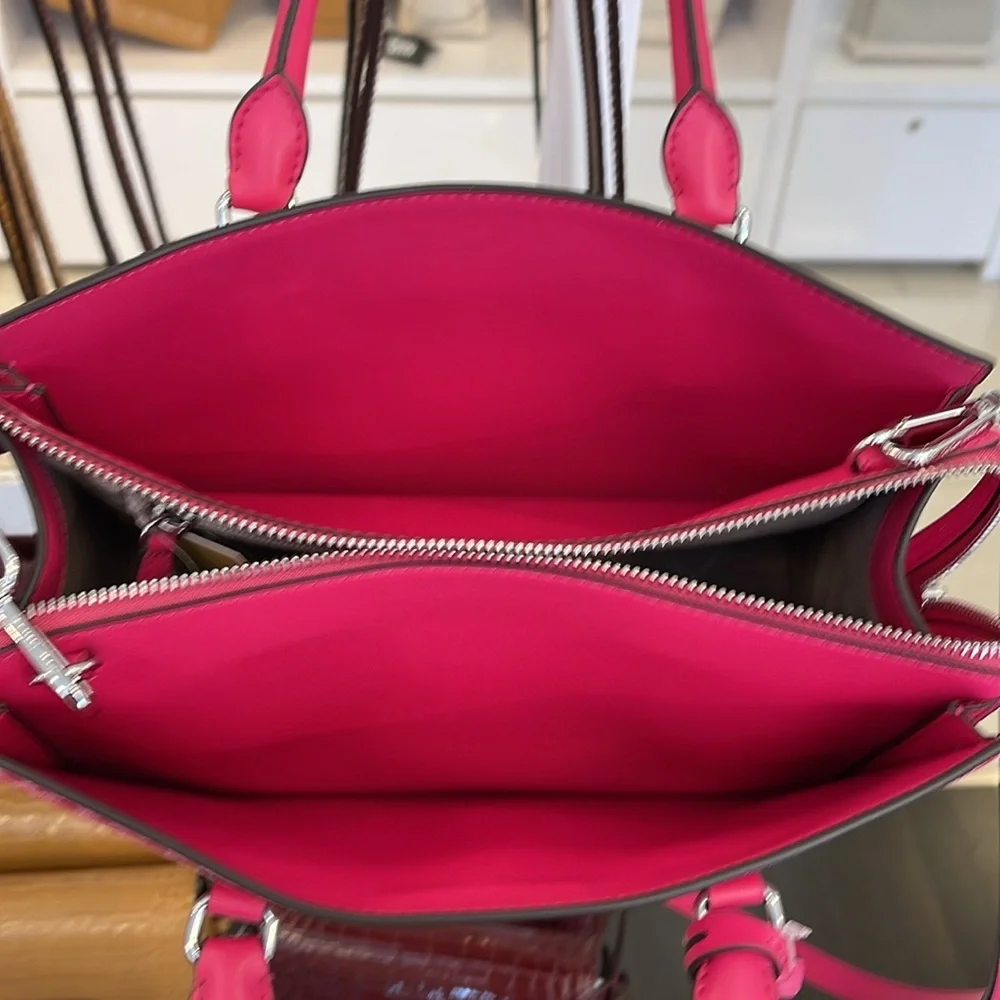 Michael Kors Sheila Medium Ombré Signature CZ Logo Satchel Crossbody Center - Picture 12 of 16